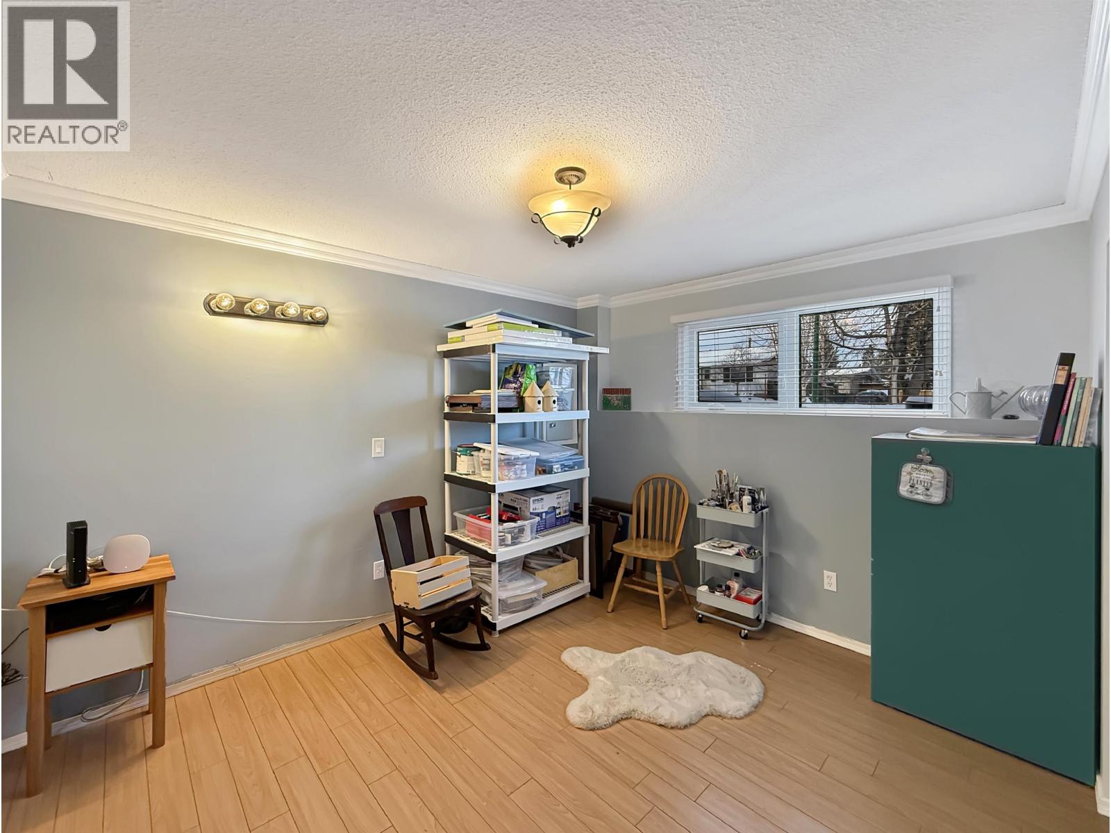 2823 ATHLONE AVENUE - 25