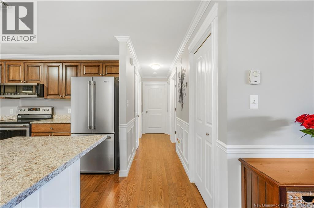 #104 160 VALCOUR DRIVE - 20