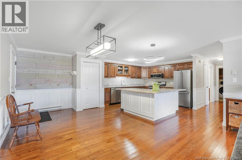 #104 160 VALCOUR DRIVE - 14