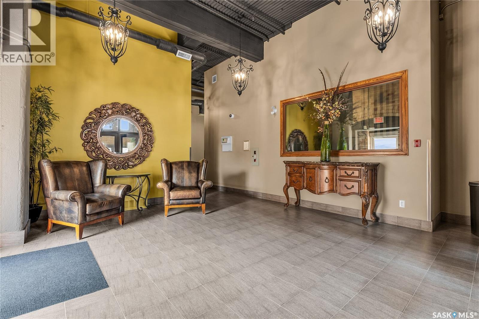 #105 211 D AVENUE N - 7