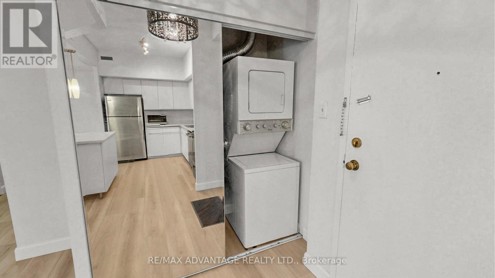 #106 521 RIVERSIDE DRIVE - 16