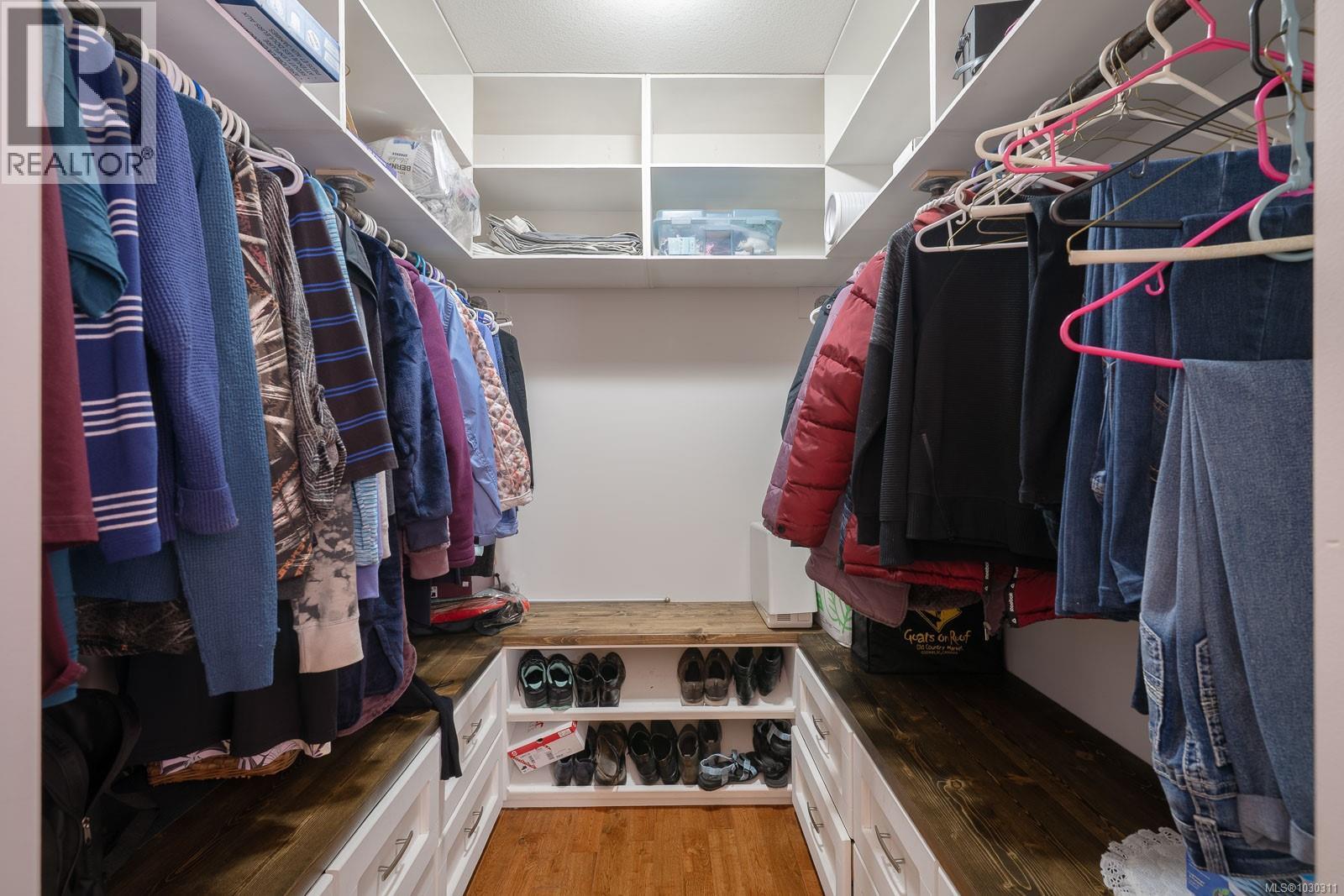 3845 WHITTLESTONE AVE - 23