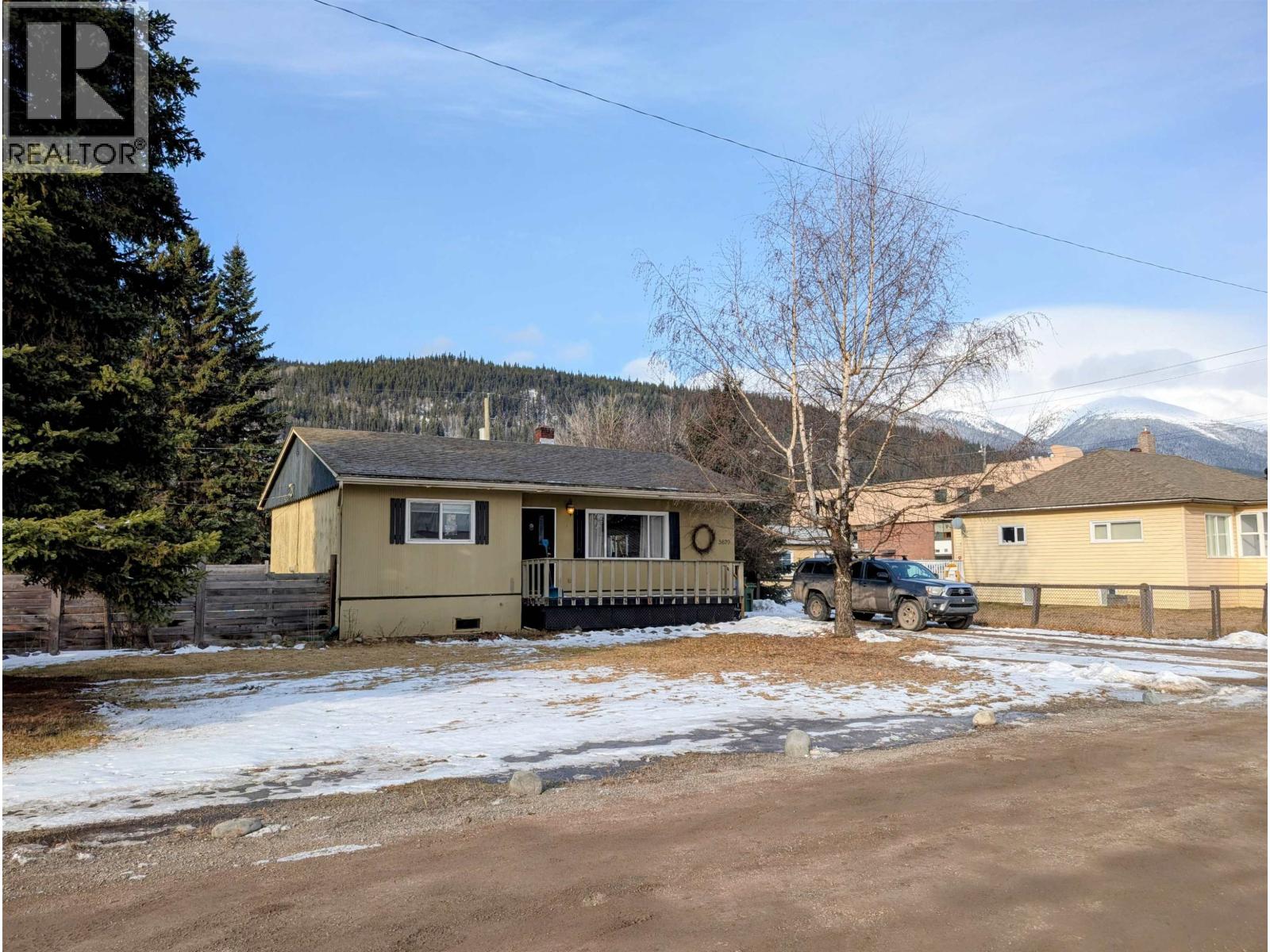 3679 BROADWAY AVENUE - 2