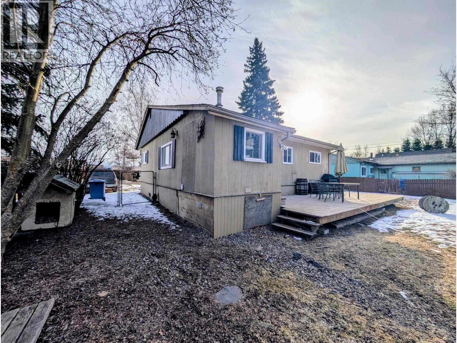 3679 BROADWAY AVENUE - 22