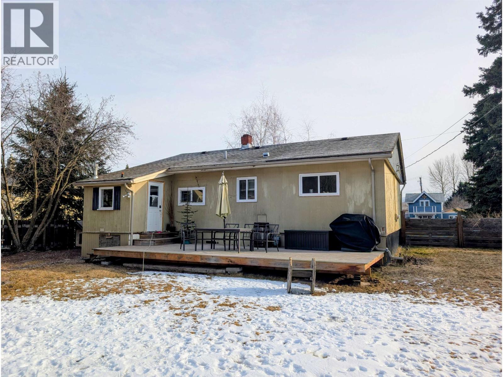 3679 BROADWAY AVENUE - 23