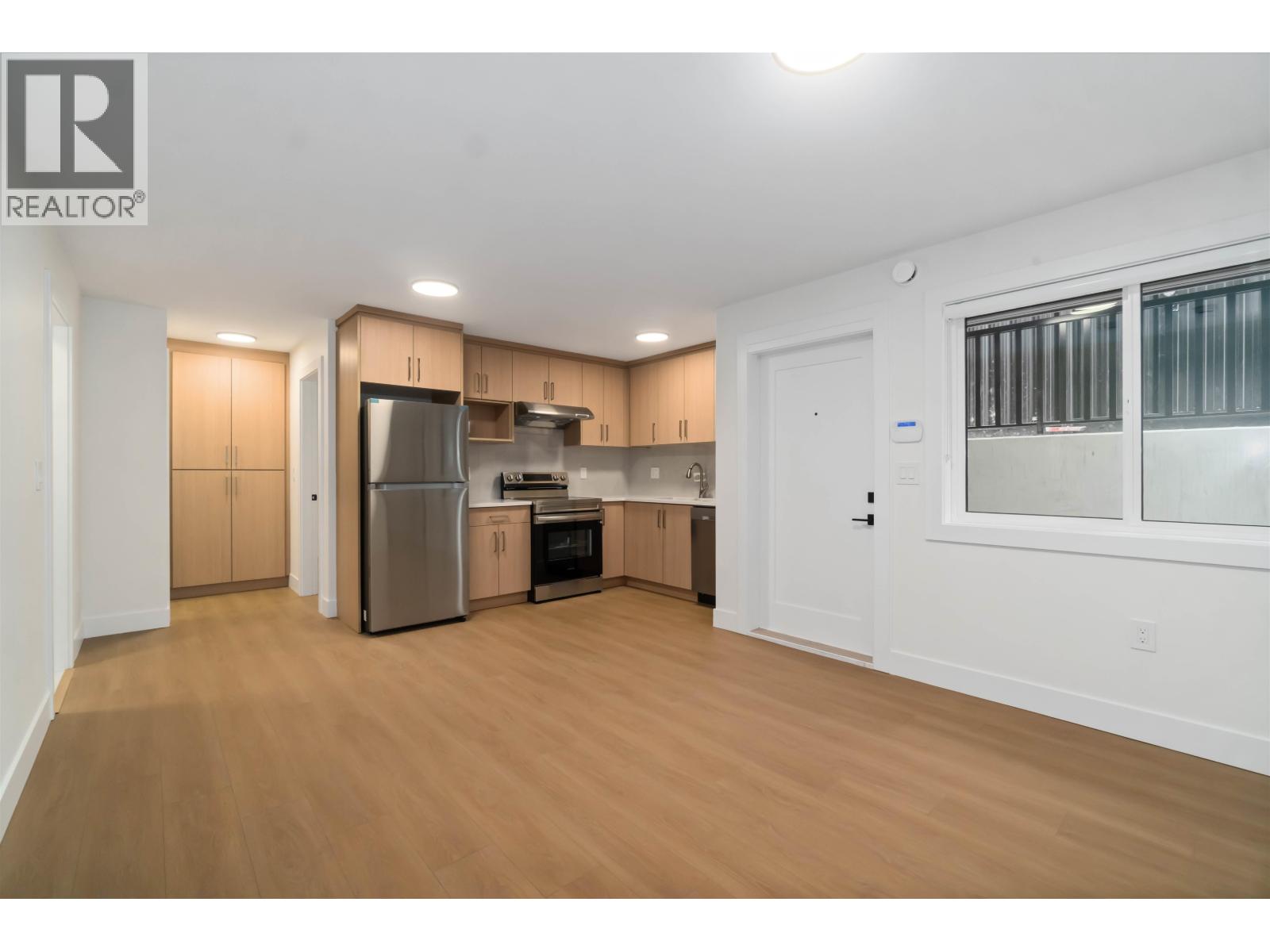 827 ATKINS STREET, Coquitlam