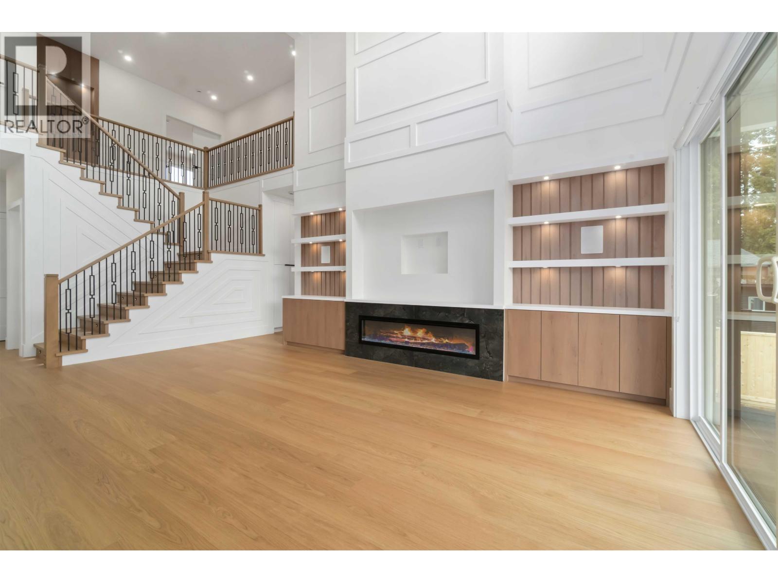 827 ATKINS STREET, Coquitlam