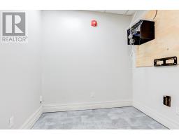 706 Pape Avenue, Toronto, ON M4K3S7 Photo 18