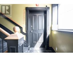 706 Pape Avenue, Toronto, ON M4K3S7 Photo 15