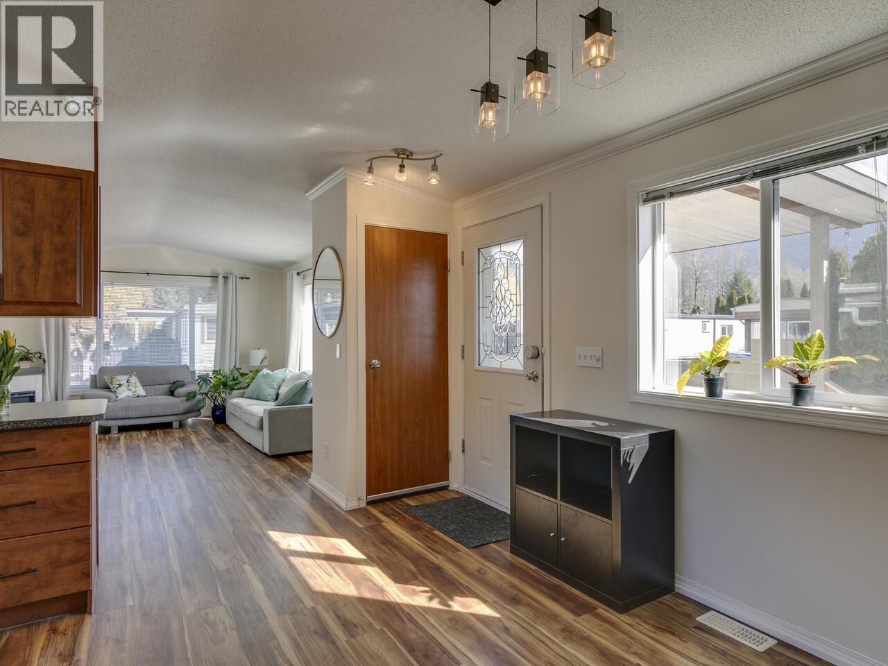 70 40157 GOVERNMENT ROAD, Squamish