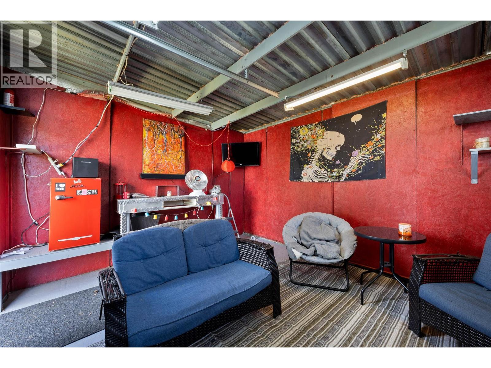 957 PINE STREET - 18