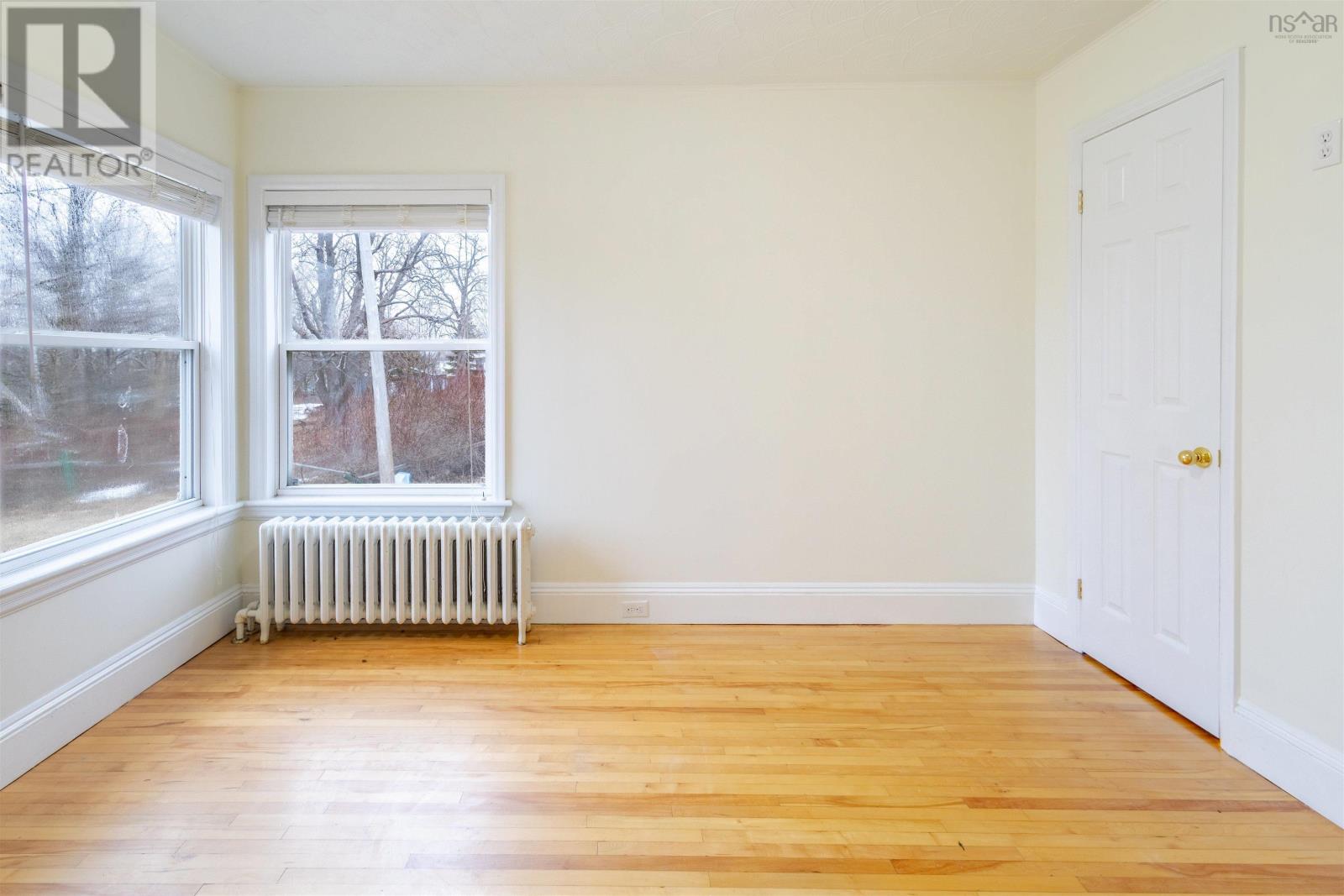 Property 10 of 38 of 22 Archibald Street