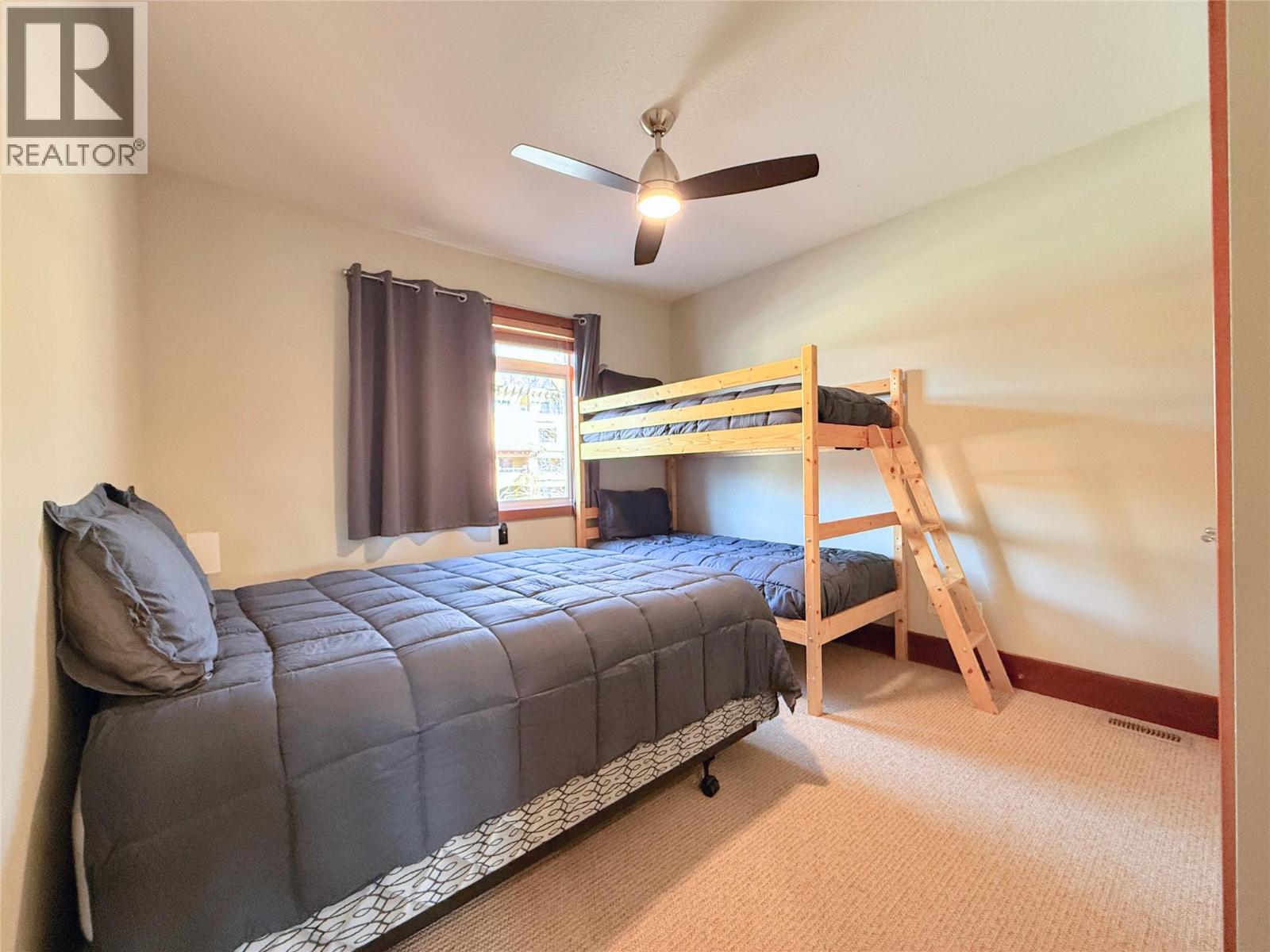 #37 7200 COTTONWOOD DRIVE - 32