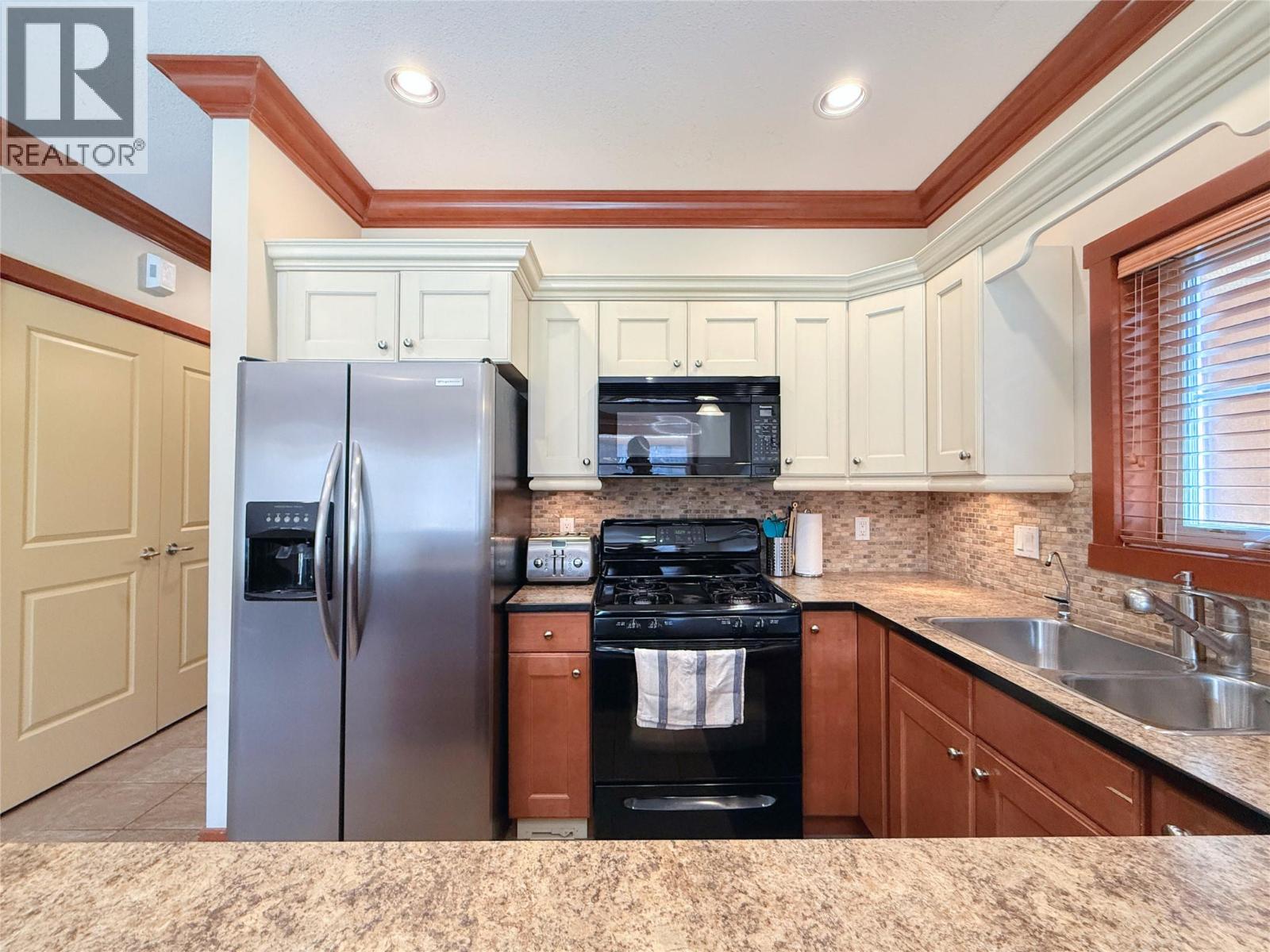#37 7200 COTTONWOOD Drive - 20