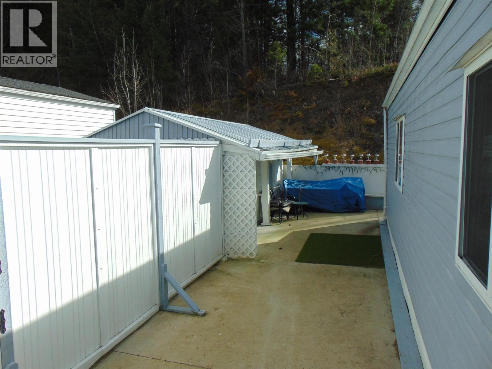 #7 1420 TRANS CANADA HIGHWAY HIGHWAY - 32