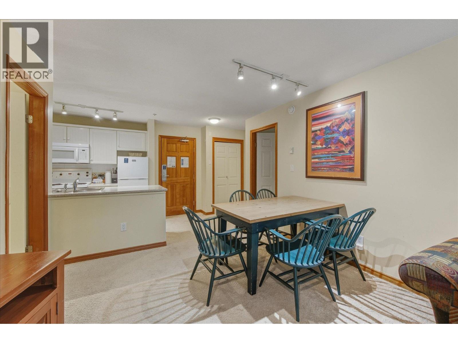 126 4800 SPEARHEAD DRIVE, Whistler