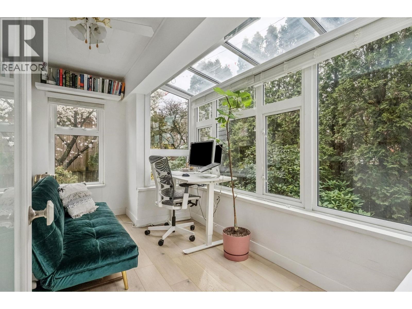 205 1330 GRAVELEY STREET, Vancouver