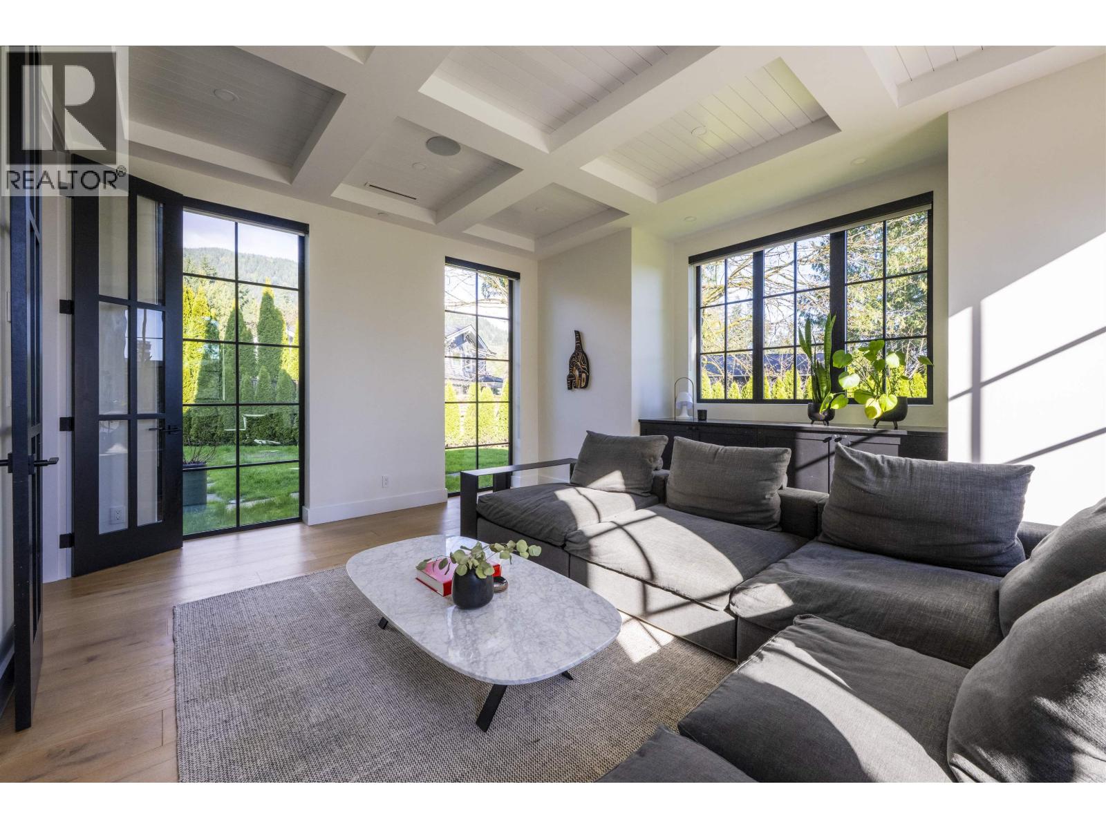 4050 RIPPLE PLACE, West Vancouver