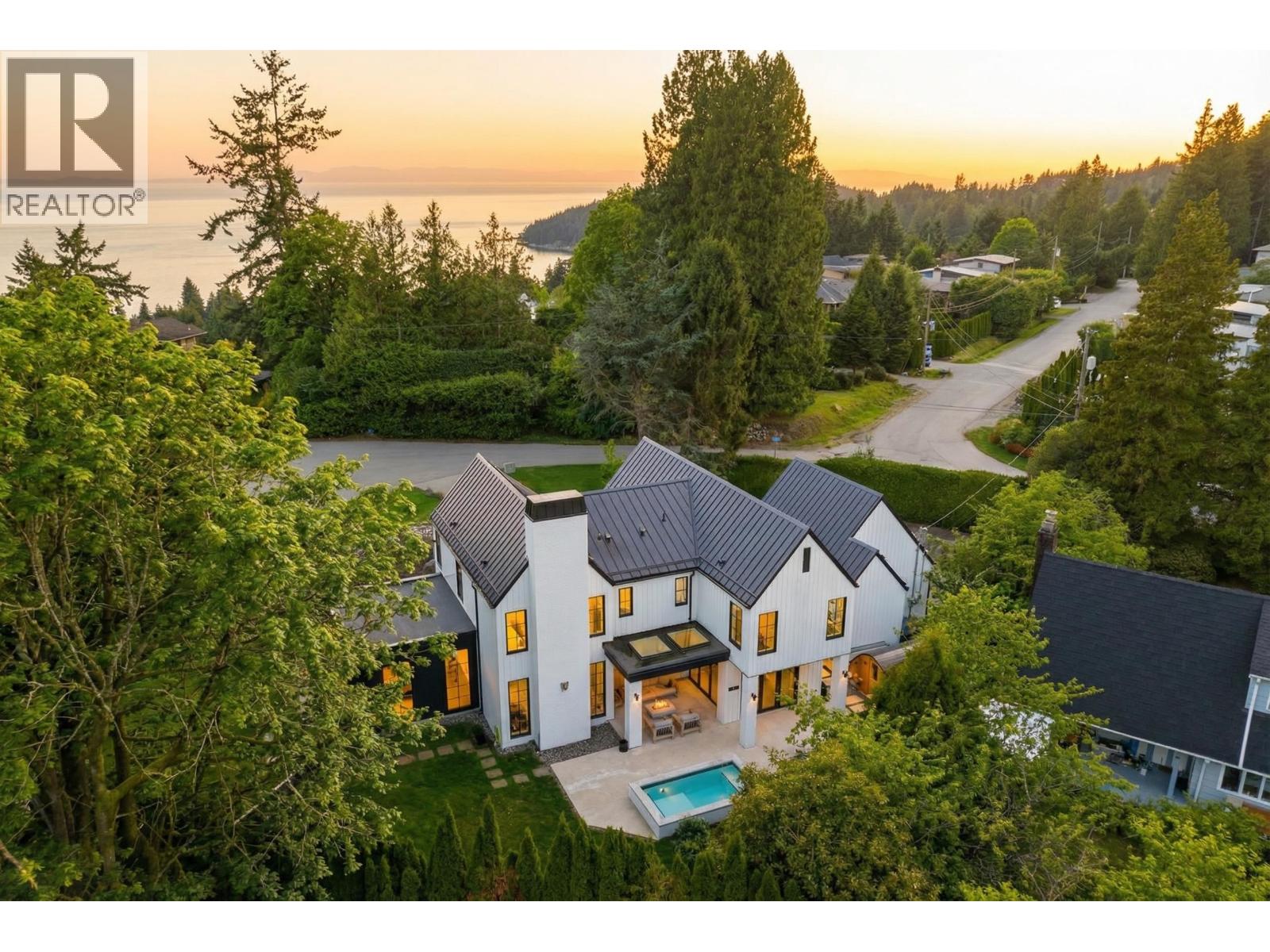 4050 RIPPLE PLACE, West Vancouver