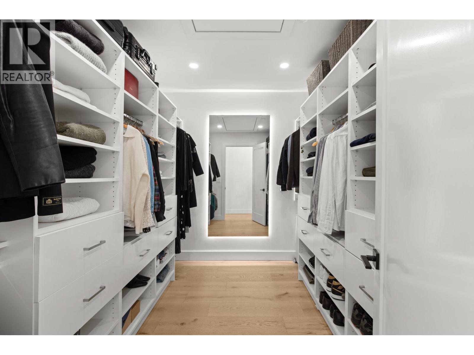 4050 RIPPLE PLACE, West Vancouver