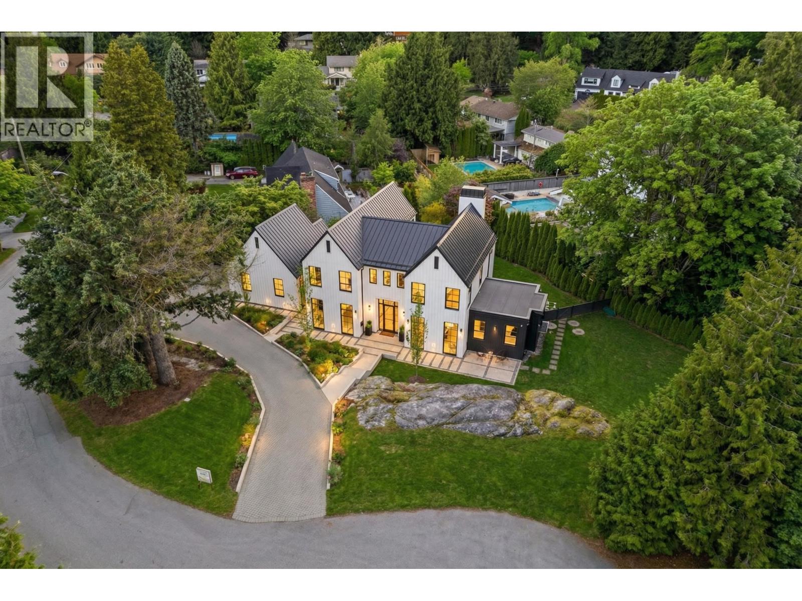 4050 RIPPLE PLACE, West Vancouver