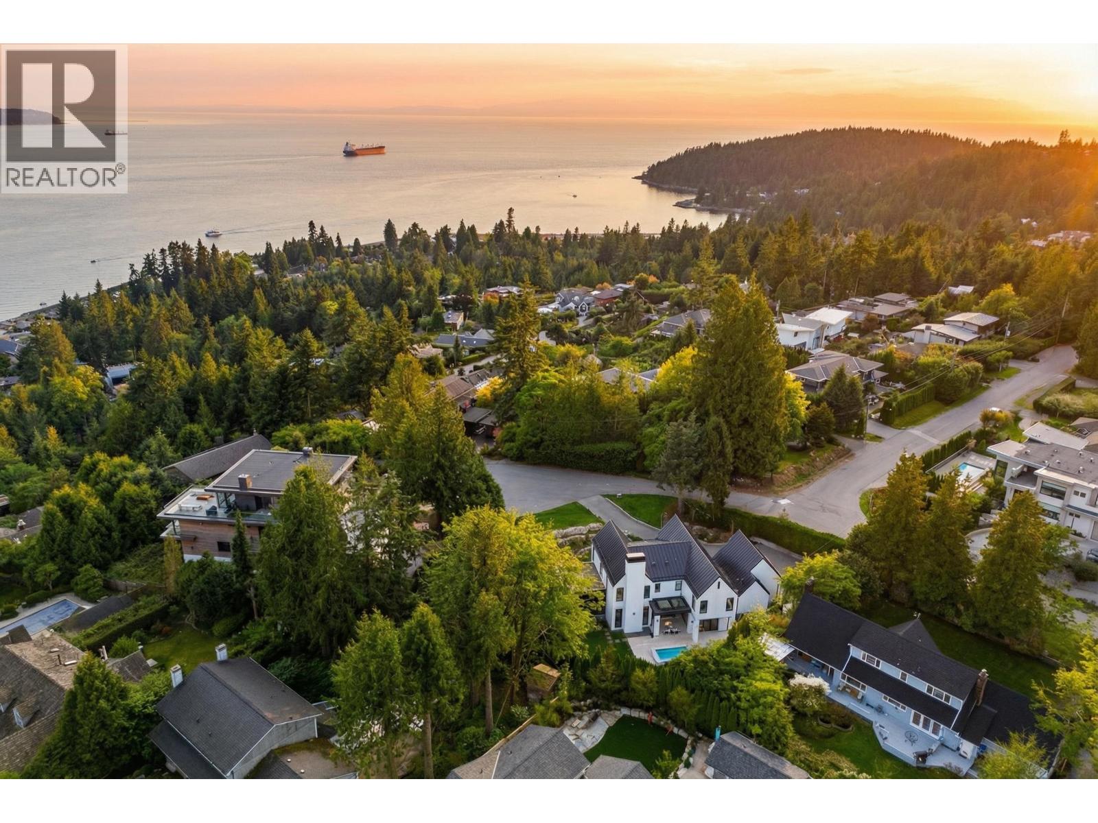 4050 RIPPLE PLACE, West Vancouver