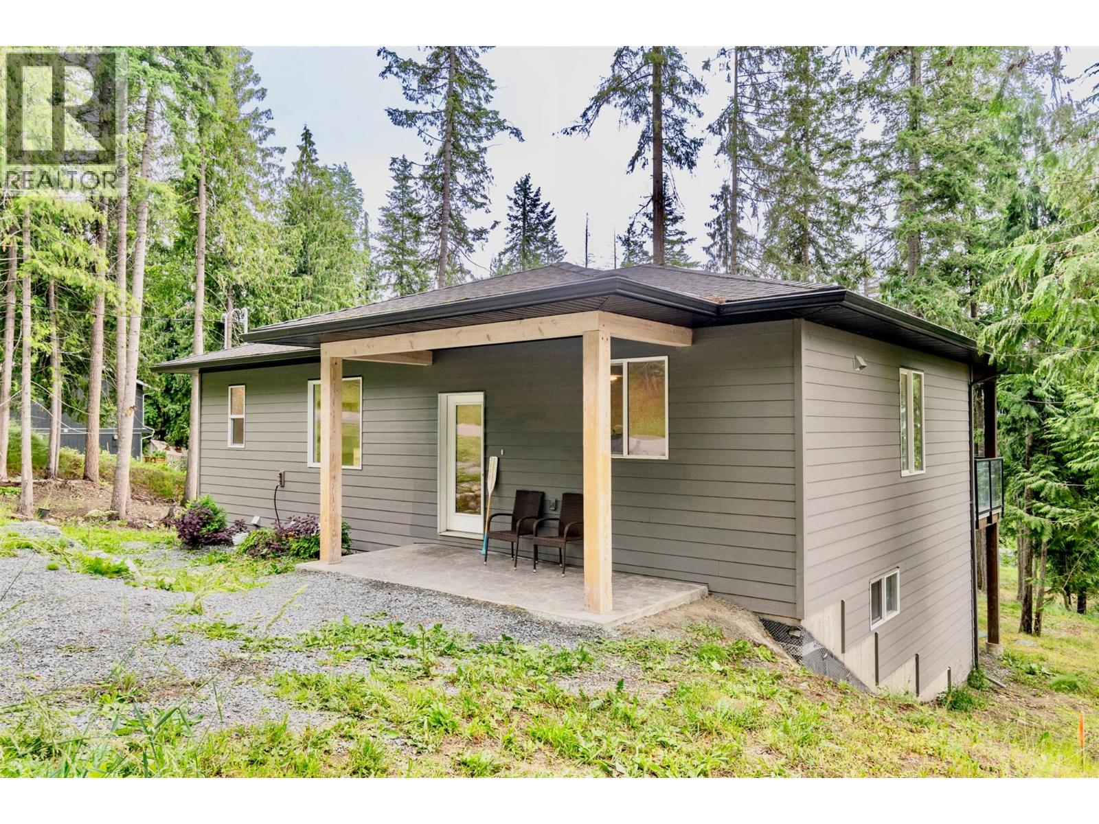 7468 ESTATE DRIVE - 36