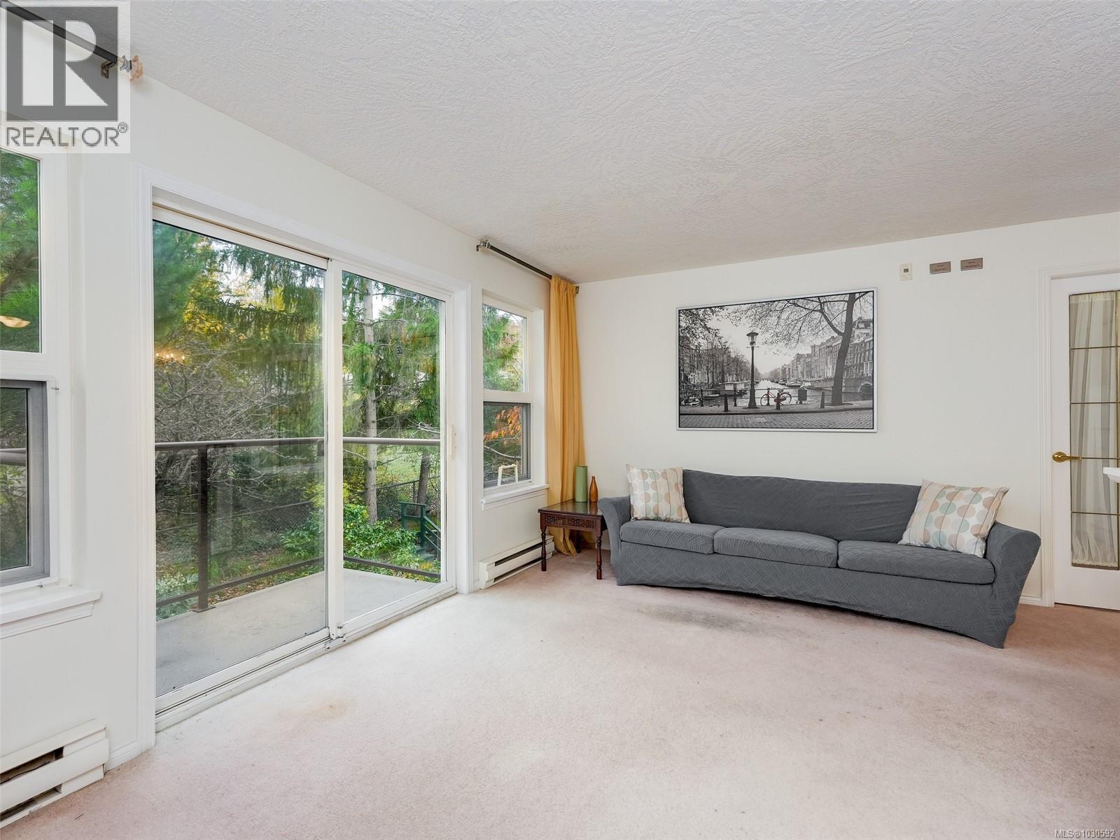#213 1485 Garnet Rd - 3
