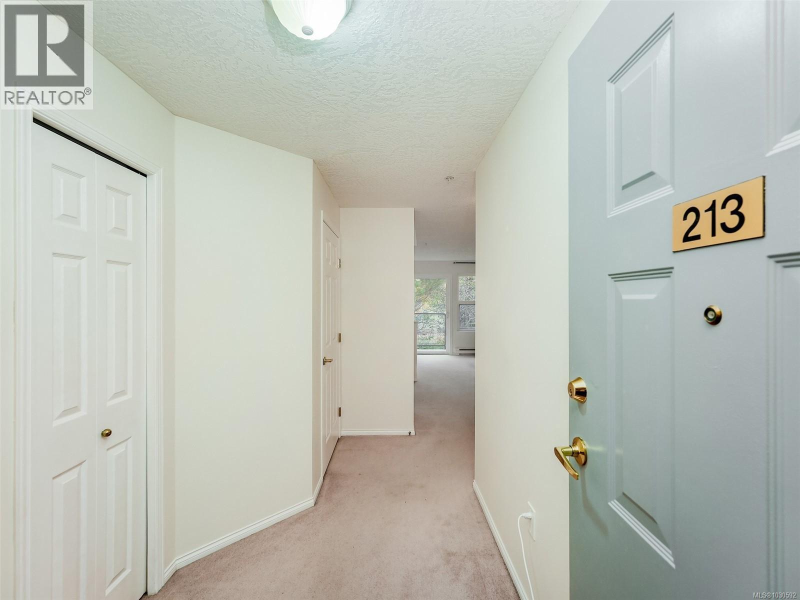 #213 1485 Garnet Rd - 18