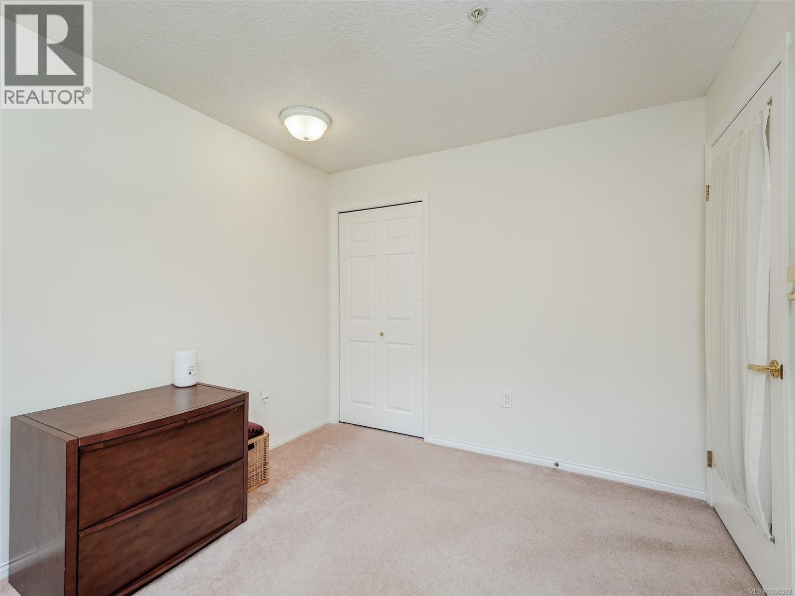 #213 1485 Garnet Rd - 17