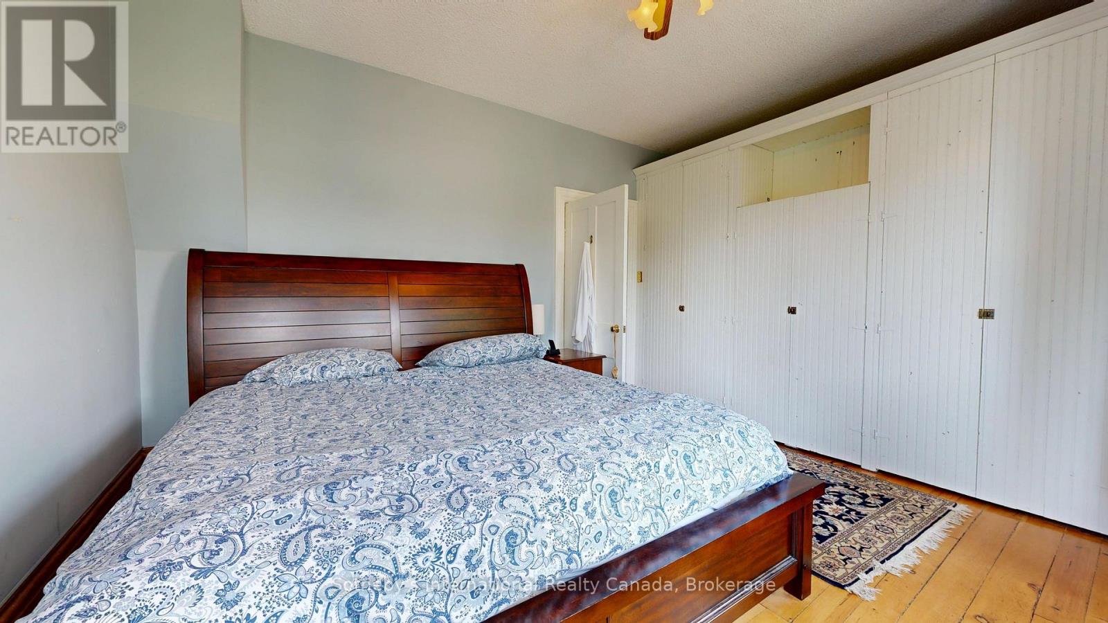 103 BRUCE STREET S - 24