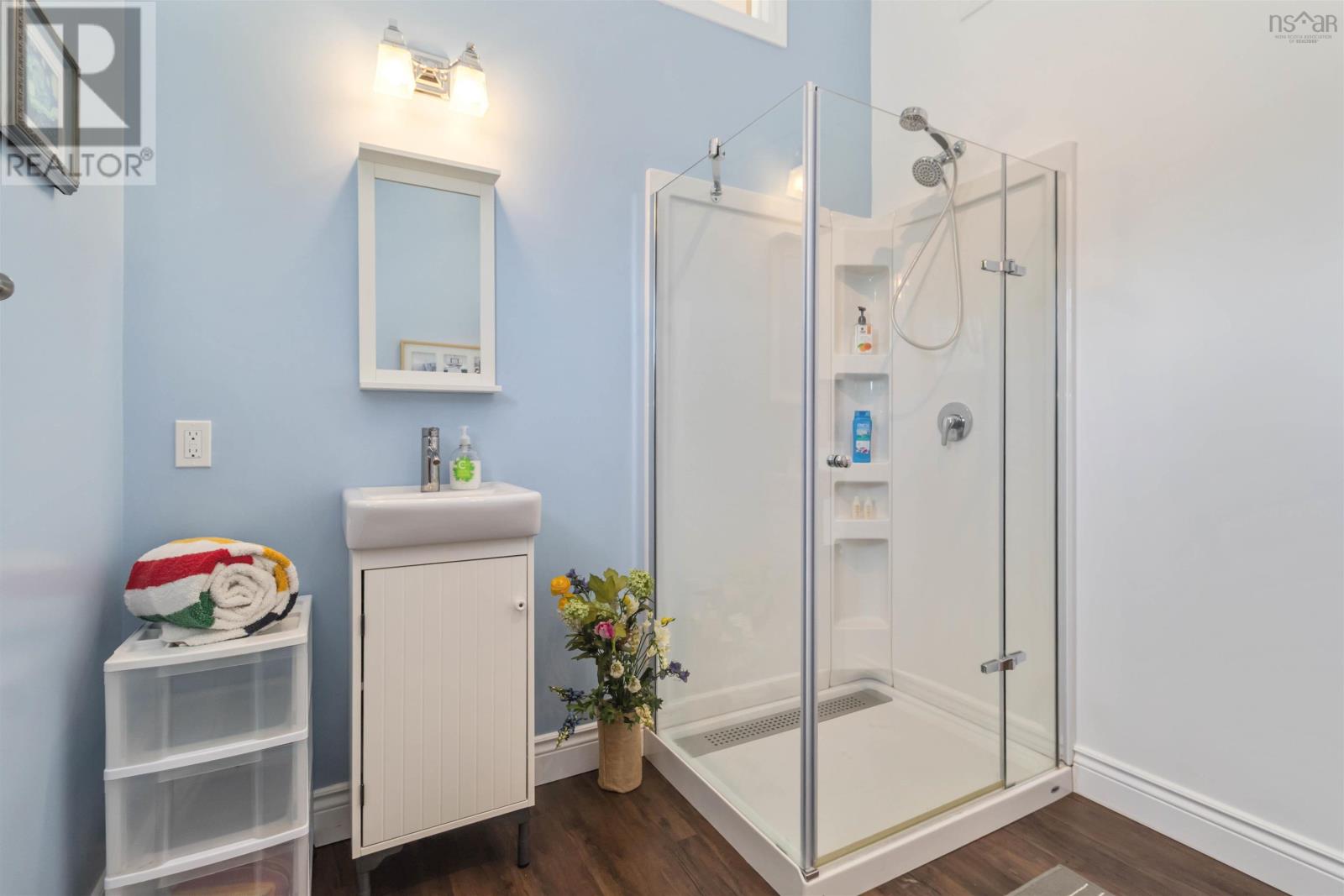 Property 33 of 46 of 109 Stonehurst Road