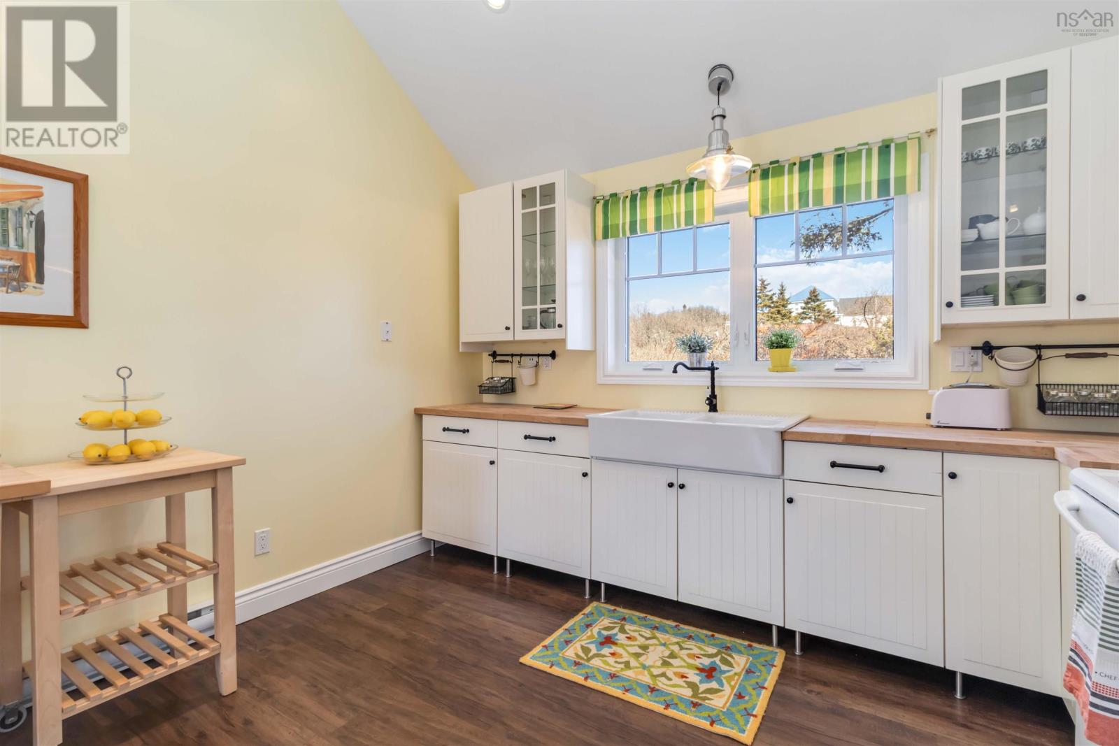 Property 20 of 46 of 109 Stonehurst Road