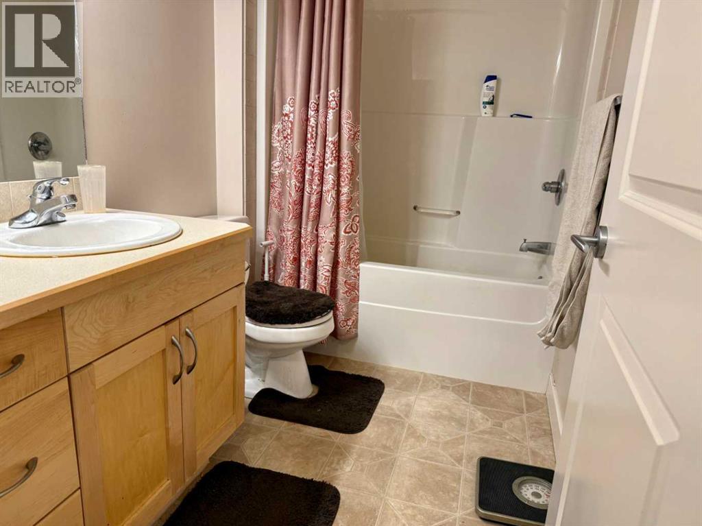 
          109 Seabolt Drive
            <br/>
            <span>Hinton</span>
            , 
            <span>AB</span>
             <span>T7V1K2</span>
         - Photo 14