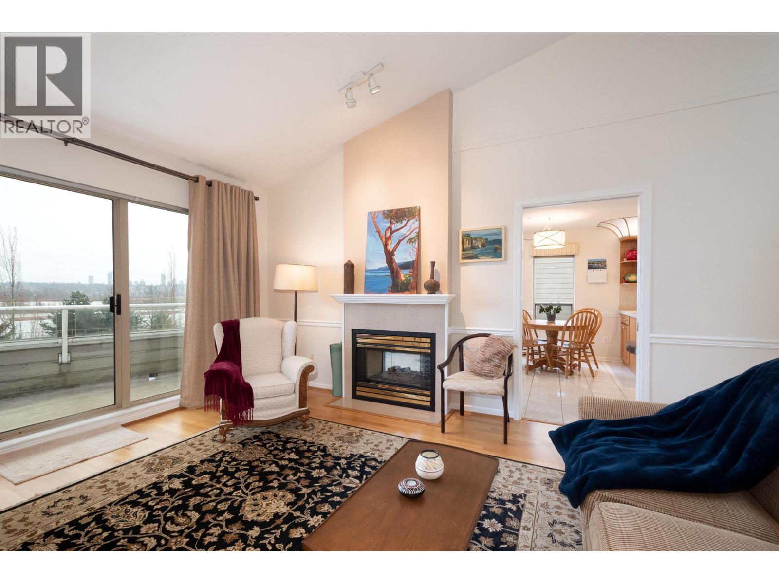 22 323 GOVERNORS COURT, New Westminster