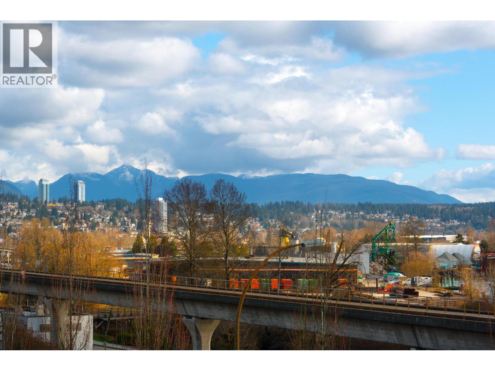 22 323 GOVERNORS COURT, New Westminster