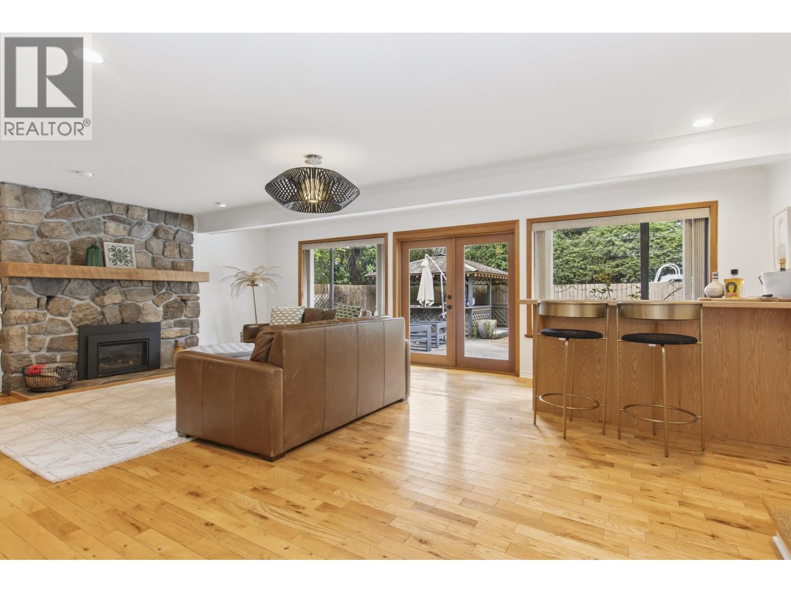 2130 PARKWAY ROAD, Squamish