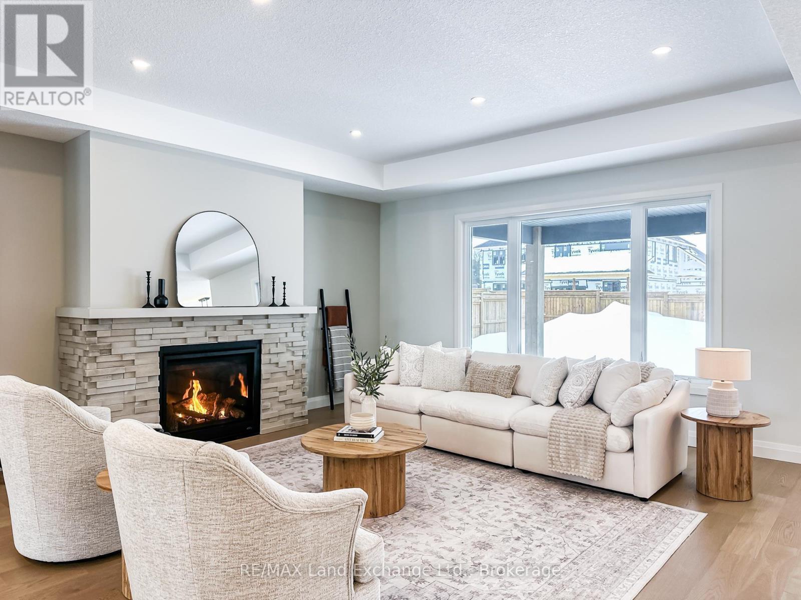 920 BOGDANOVIC WAY - 6