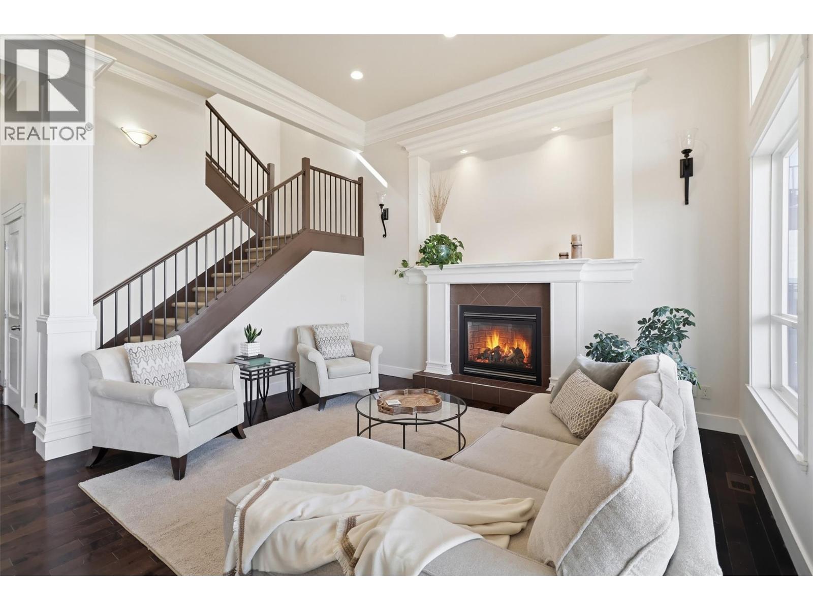 2612 TELFORD Drive - 12