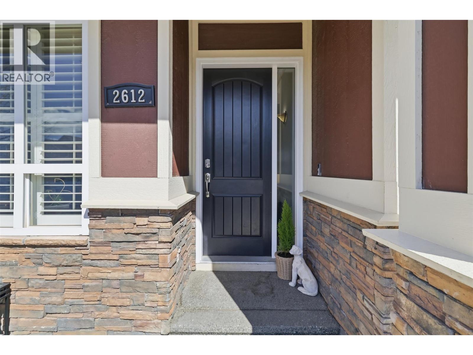 2612 TELFORD Drive - 3