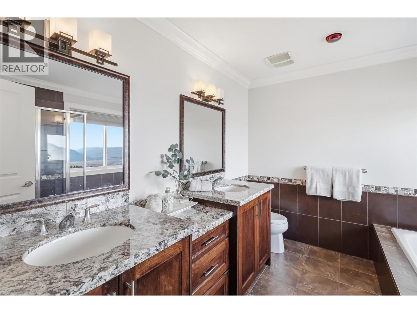 2612 TELFORD Drive - 42