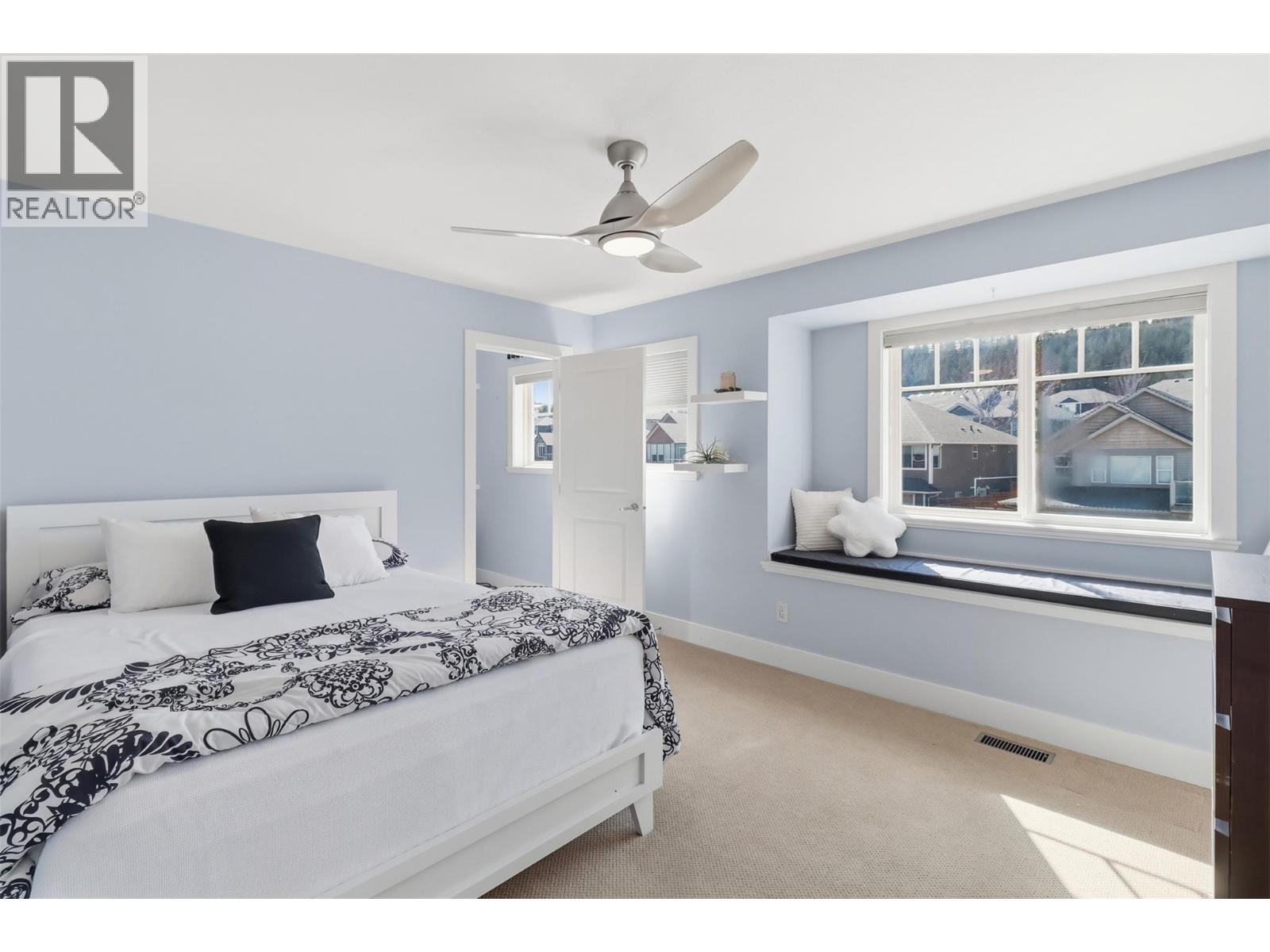 2612 TELFORD Drive - 50