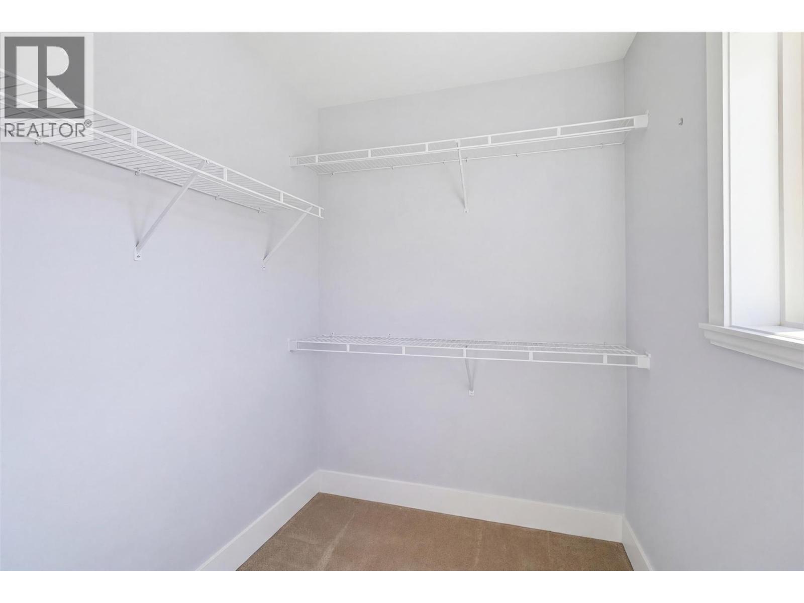 2612 TELFORD Drive - 52