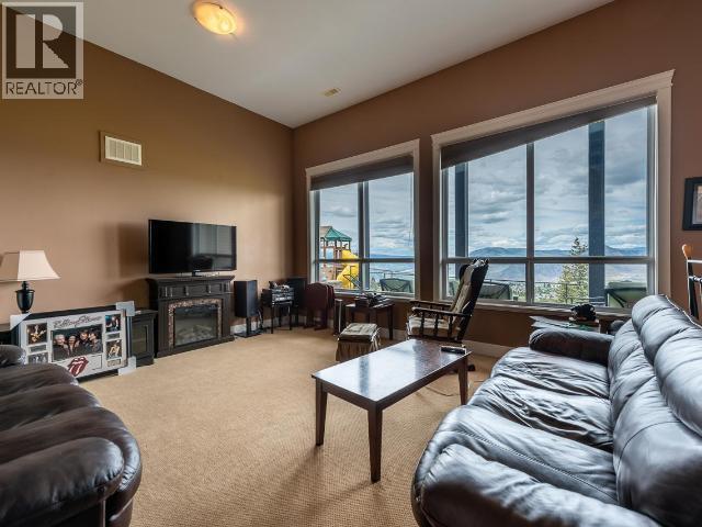 2612 TELFORD Drive - 72