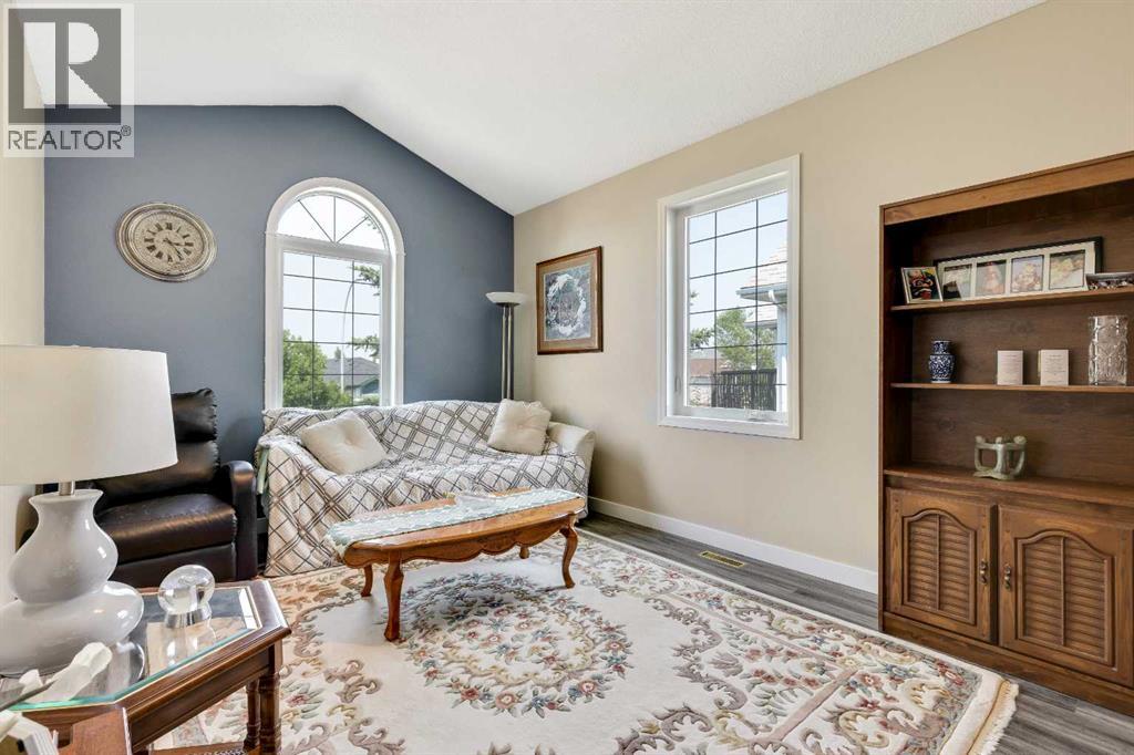 Single Family House for Sale in  Harvest Rose Circle NE Harvest Hills Calgary 