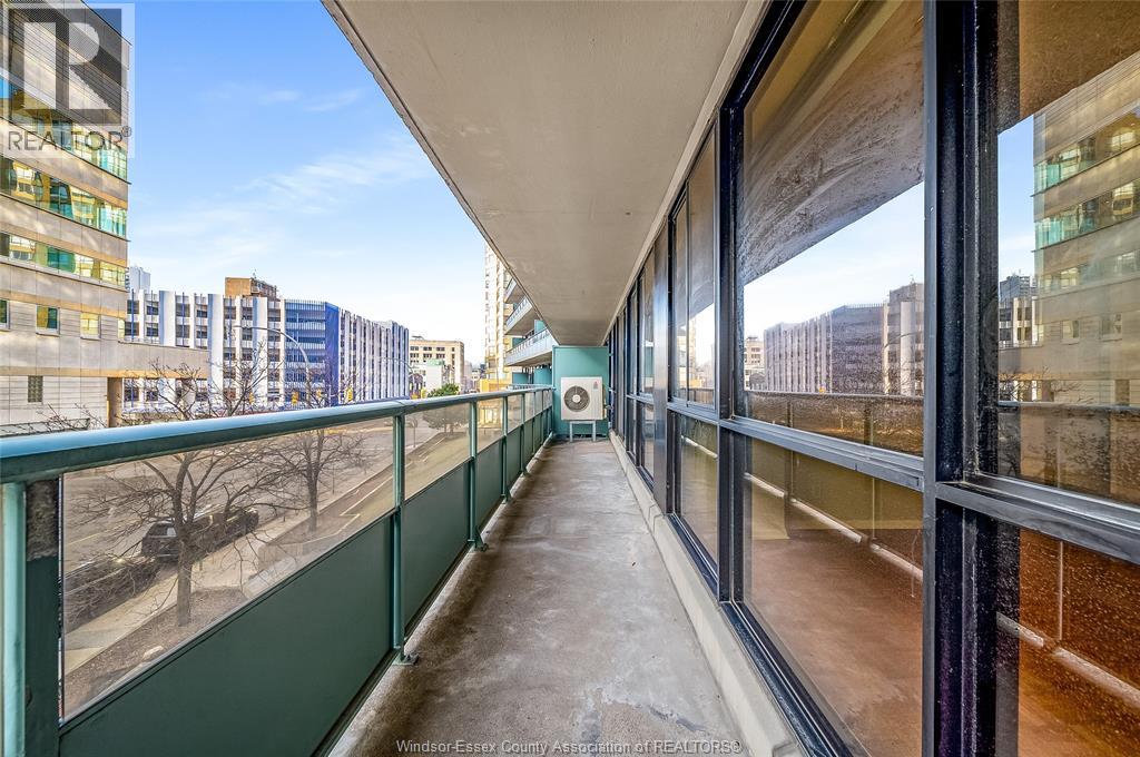 111 RIVERSIDE DRIVE East Unit# 311, Windsor, Ontario, N9A2S6 — Photo 4