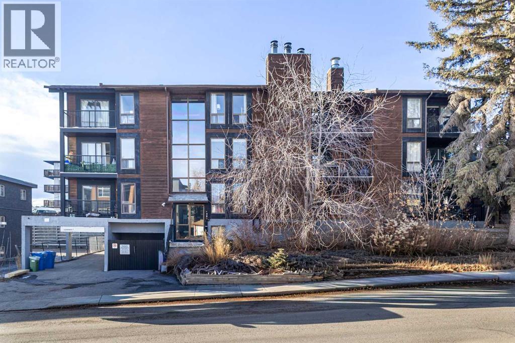 Single Family House for Sale in   A Street SW Bankview Calgary 