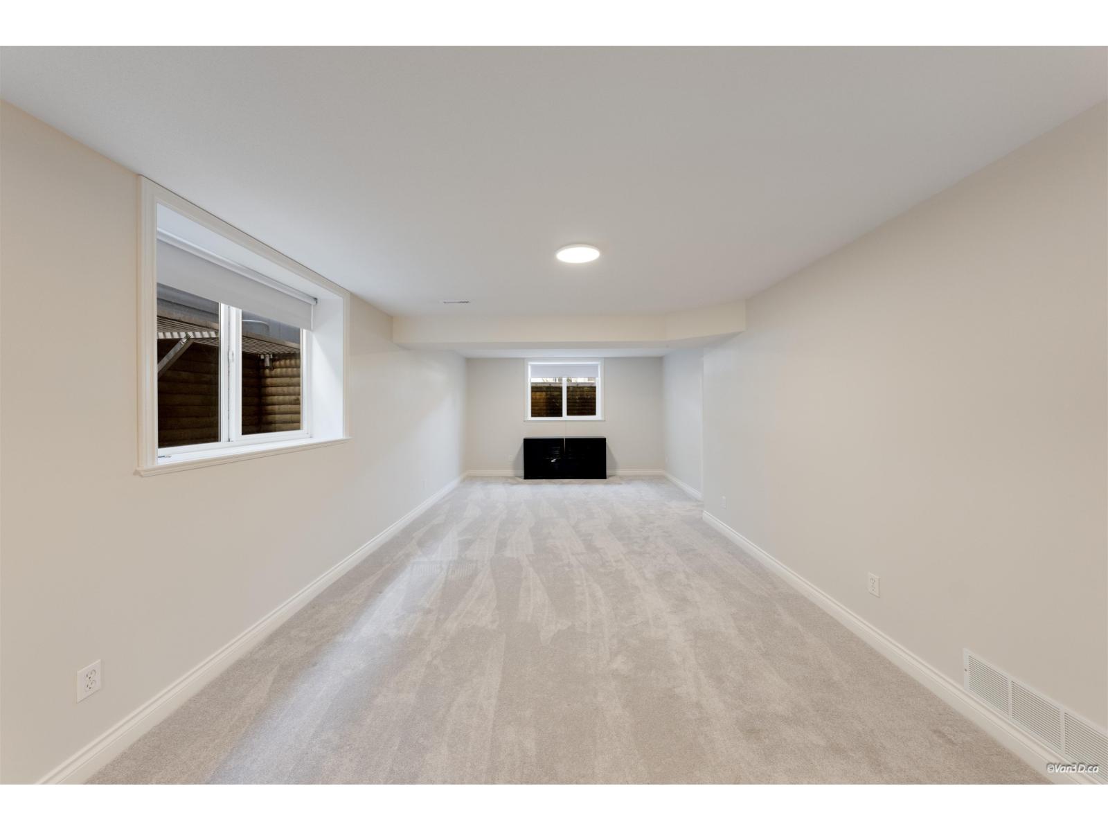 16330 LINCOLN WOODS COURT, Surrey