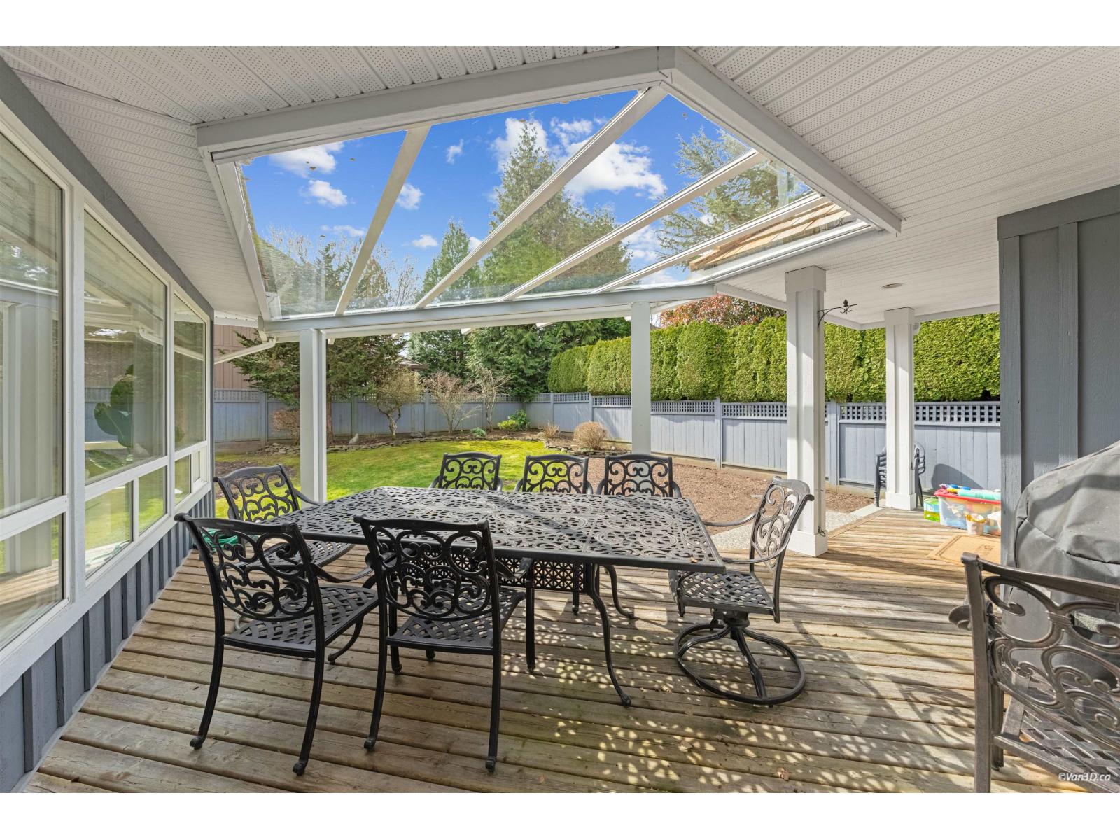 16330 LINCOLN WOODS COURT, Surrey