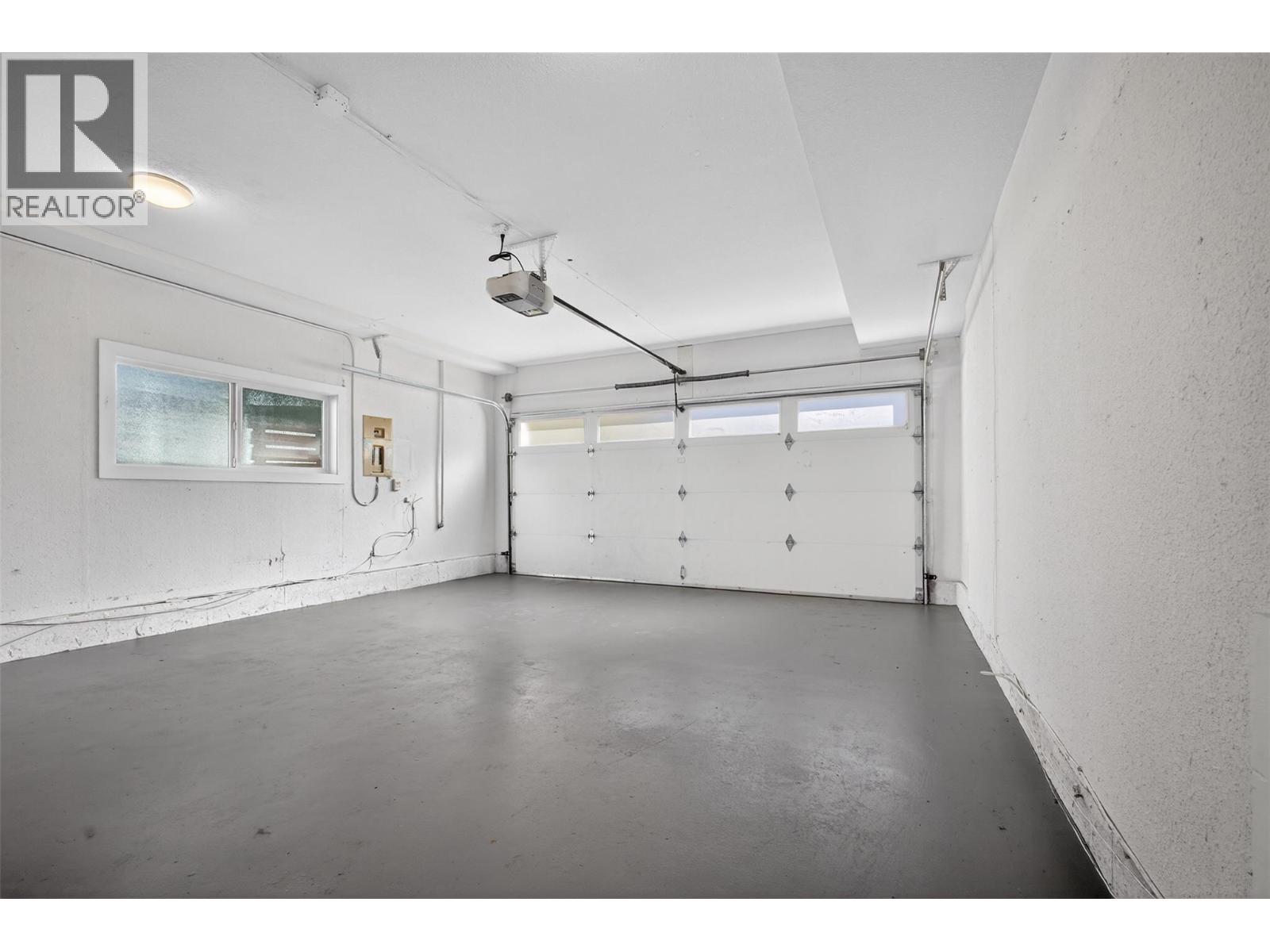 3480 MCTAGGART ROAD - 35